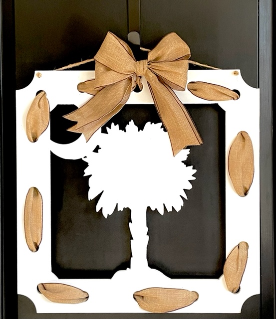 Square Frame Palmetto with Holes for Ribbon 20"